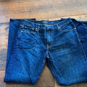 Mens 181 lucky jeans 34W 34L.